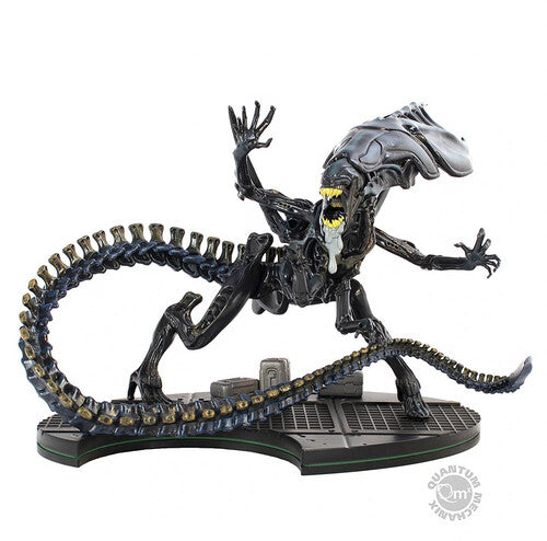Quantum Mechanix QMx - Alien - Alien Queen 7" Q-Fig Max Elite