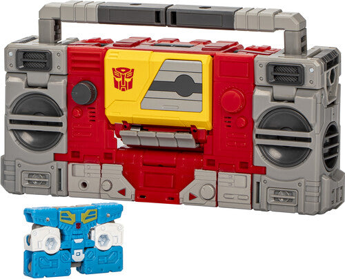 Pre Order Hasbro Collectibles - The Transformers: The Movie - Autobot Blaster & Eject Action Figures