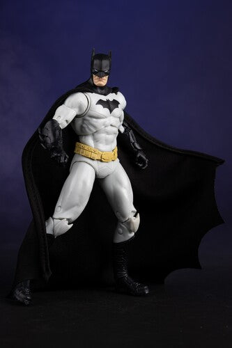 McFarlane Toys - DC Multiverse - Batman (The New 52) 7" Action Figure