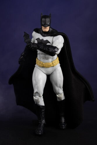 McFarlane Toys - DC Multiverse - Batman (The New 52) 7" Action Figure
