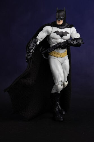 McFarlane Toys - DC Multiverse - Batman (The New 52) 7" Action Figure