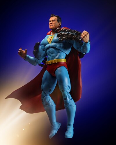McFarlane Vault Collection - DC Multiverse - Superman (Action Comics) 7" Action Figure