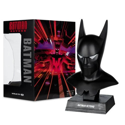 DC Direct Prop Replica Wave 6 Batman Batman Beyond 1:3 Scale Cowl